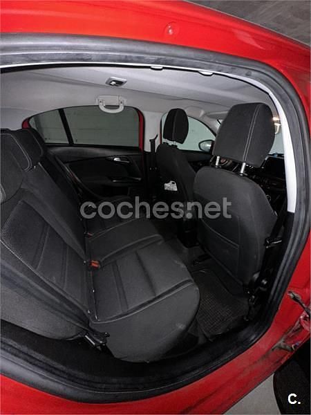 Usado Fiat Tipo Lounge 95 CV (69 kW) 2020 Rojo Berlina