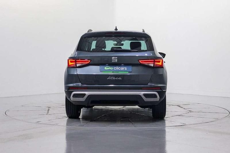 Usado Seat Ateca Style 150 CV (110 kW) 2021 Gris SUV