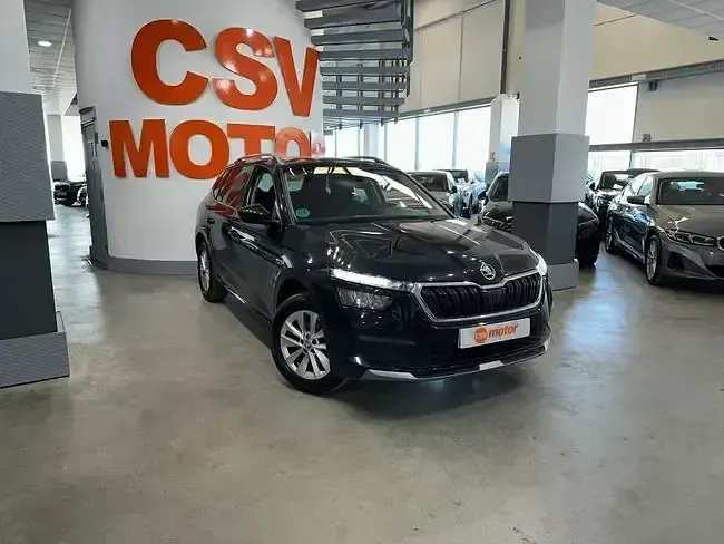 Usado Skoda Kamiq Selection 150 CV (110 kW) 2024 Negro SUV