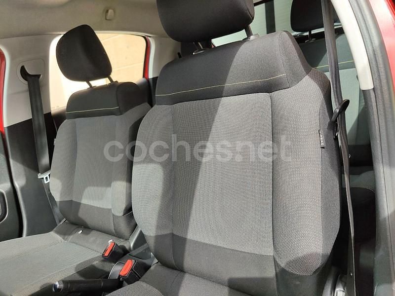 Usado Citroën C3 Feel 82 CV (60 kW) 2018 Granate Utilitario