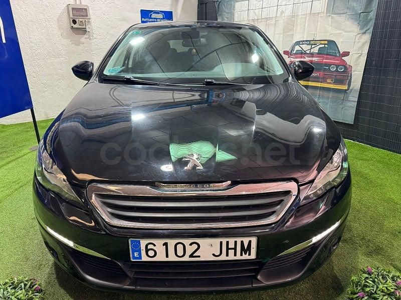 Usado Peugeot 308 Style 130 CV (95 kW) 2015 Negro Berlina