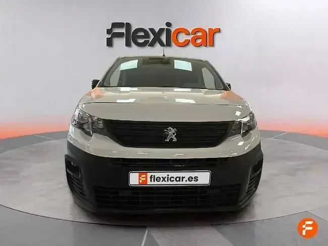 Usado Peugeot Partner 102 CV (75 kW) 2023 Blanco Monovolumen