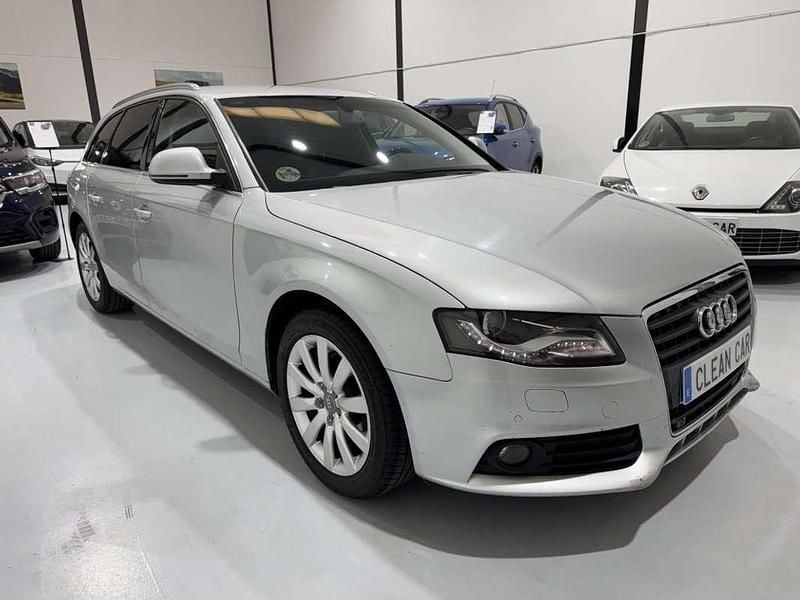Usado Audi A4 190 CV (139 kW) 2008 Plateado Berlina
