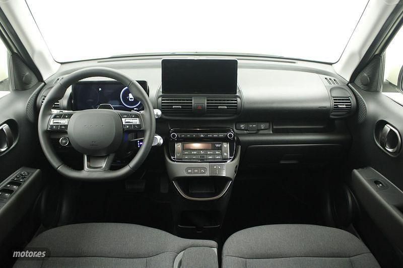 Usado Hyundai Inster 84 kW (115 CV) 2025 Amarillo Utilitario