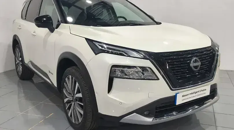 Usado Nissan X-Trail Tekna+ 203 CV (149 kW) 2022 Lunar white galaxy black SUV