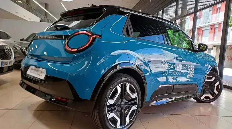 Usado Nissan Micra Tekna 110 kW (150 CV) 2026 Neptune blue black metalizado Utilitario