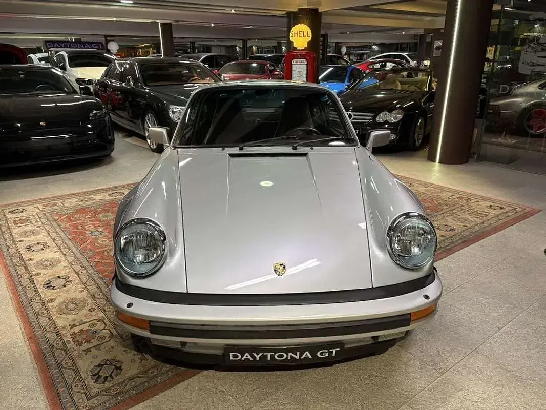 Usado Porsche 930 299 CV (219 kW) 1988 Gris Coupe