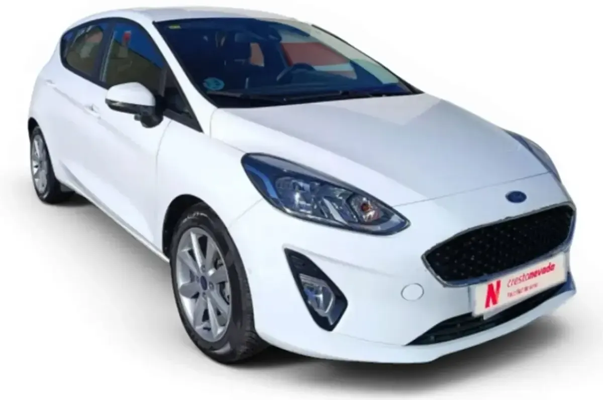 Usado Ford Fiesta Trend 86 CV (63 kW) 2020 Blanco Utilitario