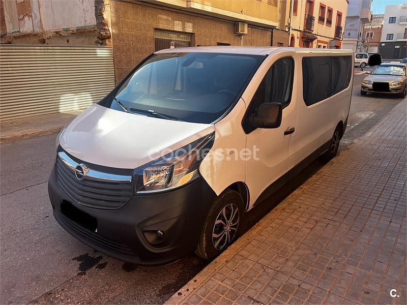 Usado Opel Vivaro 125 CV (91 kW) 2018 Blanco Monovolumen