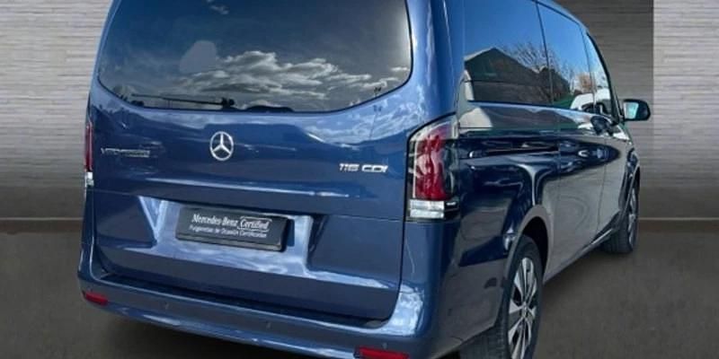 Usado Mercedes Vito 163 CV (119 kW) 2025 Azul Van