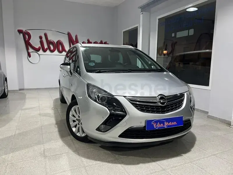 Usado Opel Zafira Family 125 CV (91 kW) 2015 Gris / plata Monovolumen
