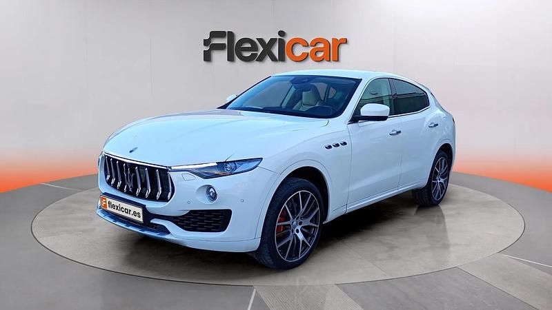 Usado Maserati Levante 275 CV (202 kW) 2017 Blanco SUV