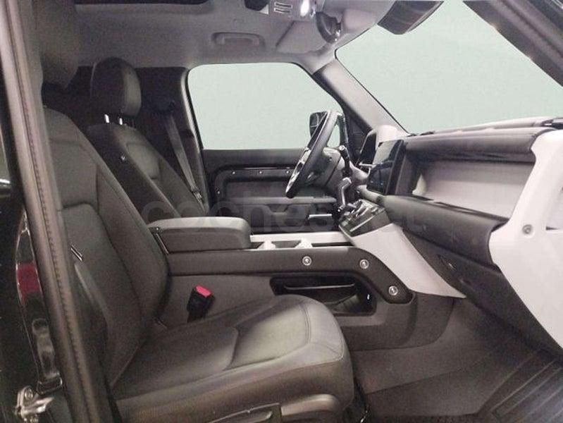 Usado Land Rover Defender S 300 CV (220 kW) 2025 Negro SUV