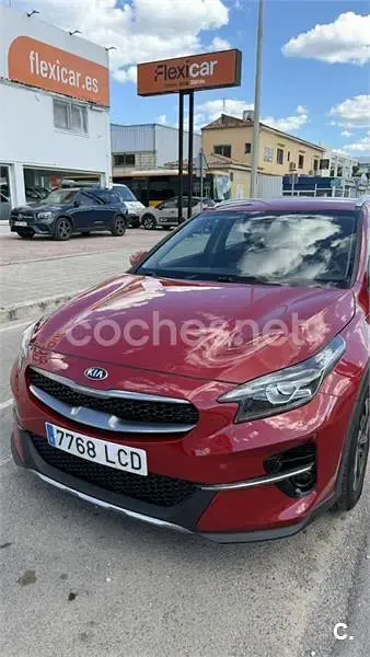 Usado Kia XCeed 120 CV (88 kW) 2019 Rojo SUV