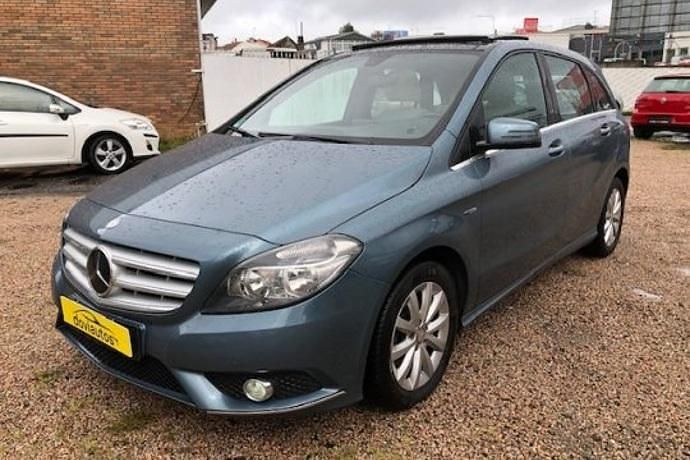 Usado Mercedes B180 110 CV (80 kW) 2013 Monovolumen
