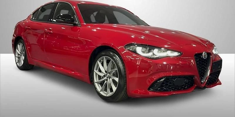 Nuevo Alfa Romeo Giulia Sprint Sprint 209 CV (153 kW) 2025 Rojo Coupe