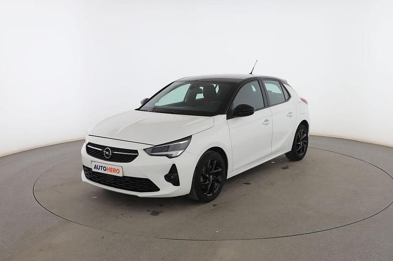 Blanco Usado 2021 Opel Corsa GS Line Utilitario | 14.799 € (Caro) - Imagen 1/3
