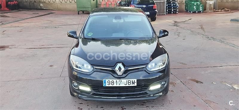 Negro Usado 2014 Renault Mégane III LIMITED Berlina | 6500 € (Buen precio) - Imagen 1/4