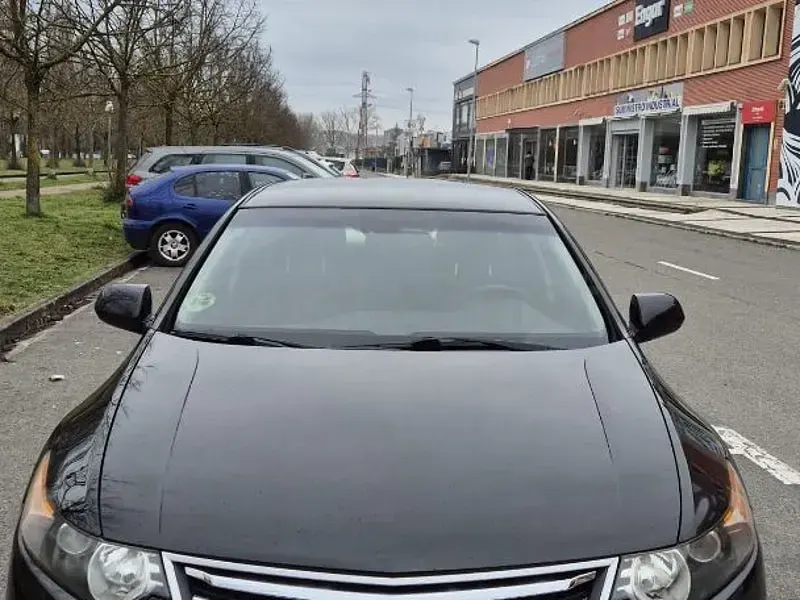 Usado Honda Accord Elegance 150 CV (110 kW) 2009 Negro Berlina