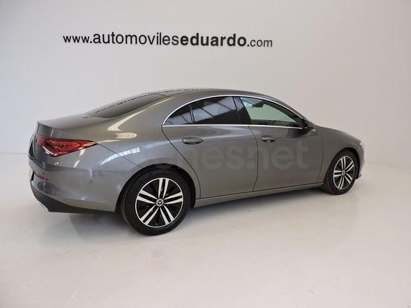 Usado Mercedes CLA200 Shooting Brake 150 CV (110 kW) 2020 Gris / plata Familiar