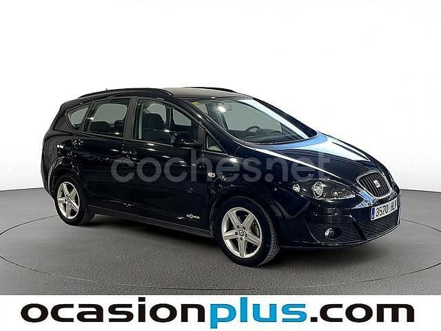 Usado Seat Altea XL Reference 105 CV (77 kW) 2012 Negro Monovolumen