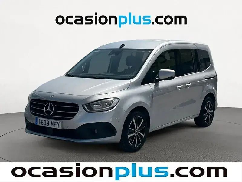 Gris plata Usado 2023 Mercedes 180 Berlina | 24.410 € (Buen precio) - Imagen 1/4