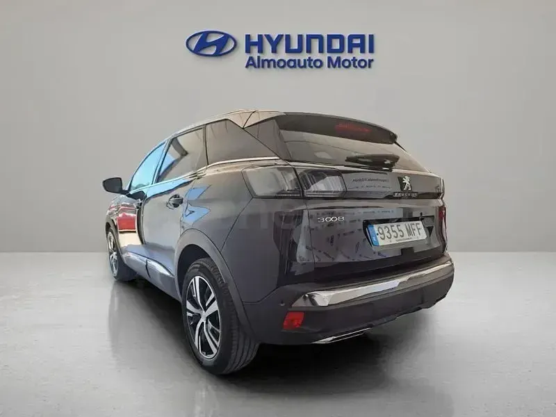 Usado Peugeot 3008 GT 130 CV (95 kW) 2023 Negro SUV