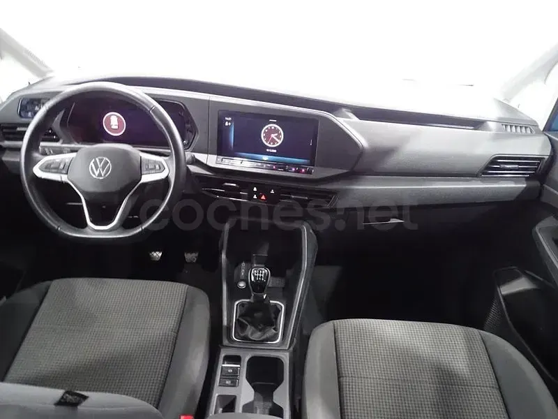 Usado VW Caddy 102 CV (75 kW) 2024 Azul Monovolumen
