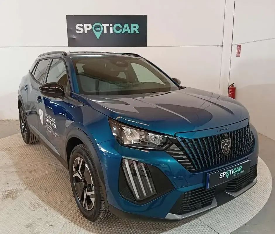 Usado Peugeot 2008 Allure 145 CV (106 kW) 2025 Azul SUV