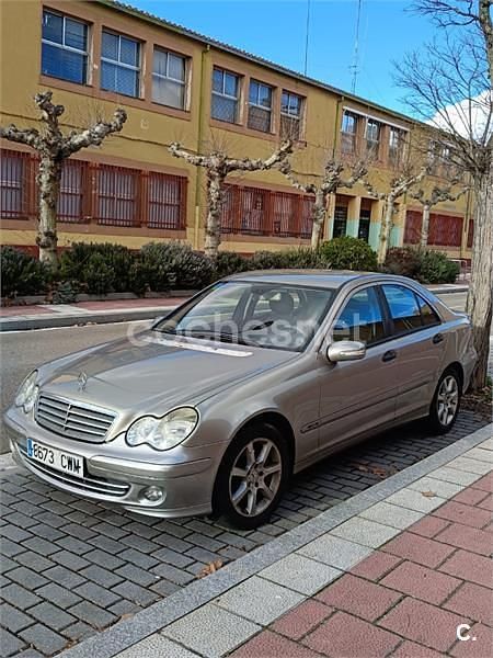 Gris / plata Usado 2004 Mercedes C220 Classic Berlina | 4200 € (Caro) - Imagen 1/2