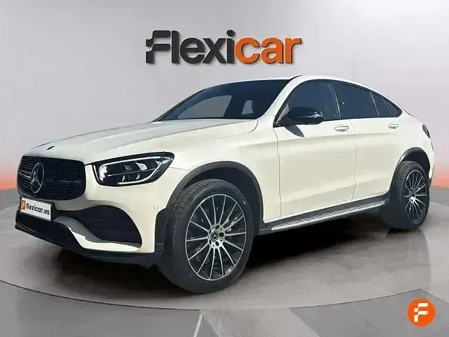 Usado Mercedes GLC300e 320 CV (235 kW) 2022 Blanco SUV