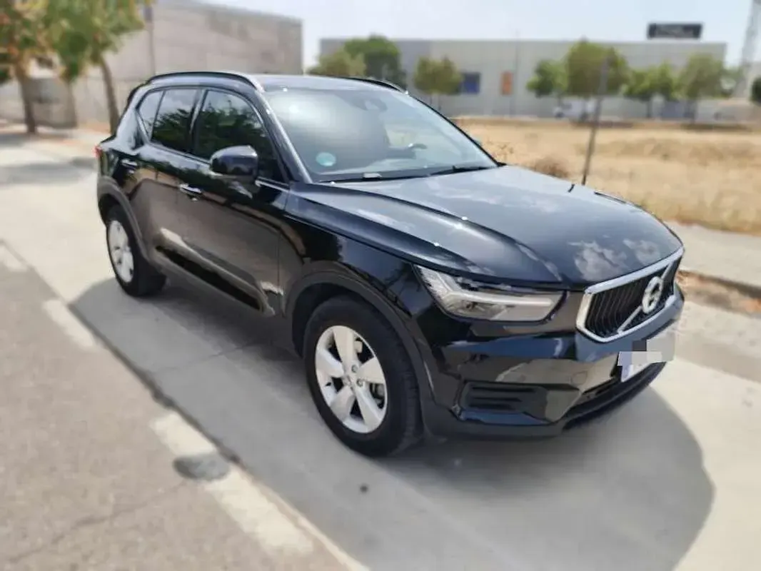 Usado Volvo XC40 Inscription 163 CV (119 kW) 2021 Negro SUV