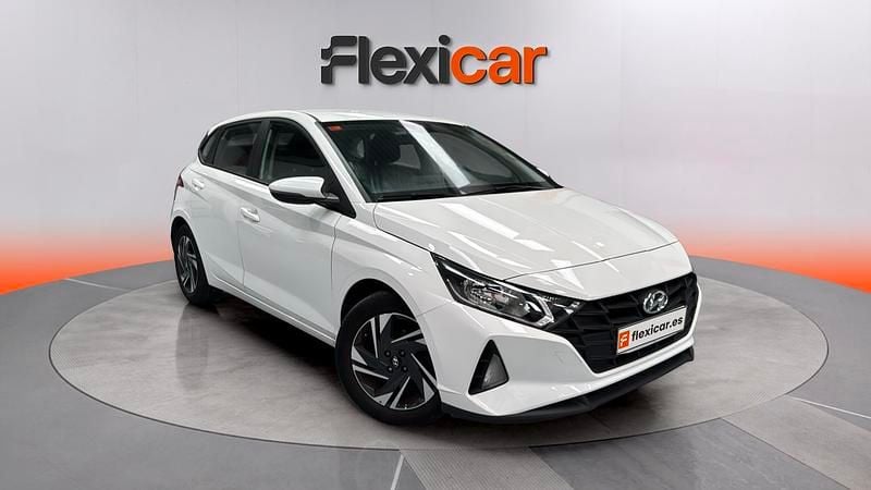 Käytetty Hyundai i20 84 HP (61 kW) 2021 Viistoperä