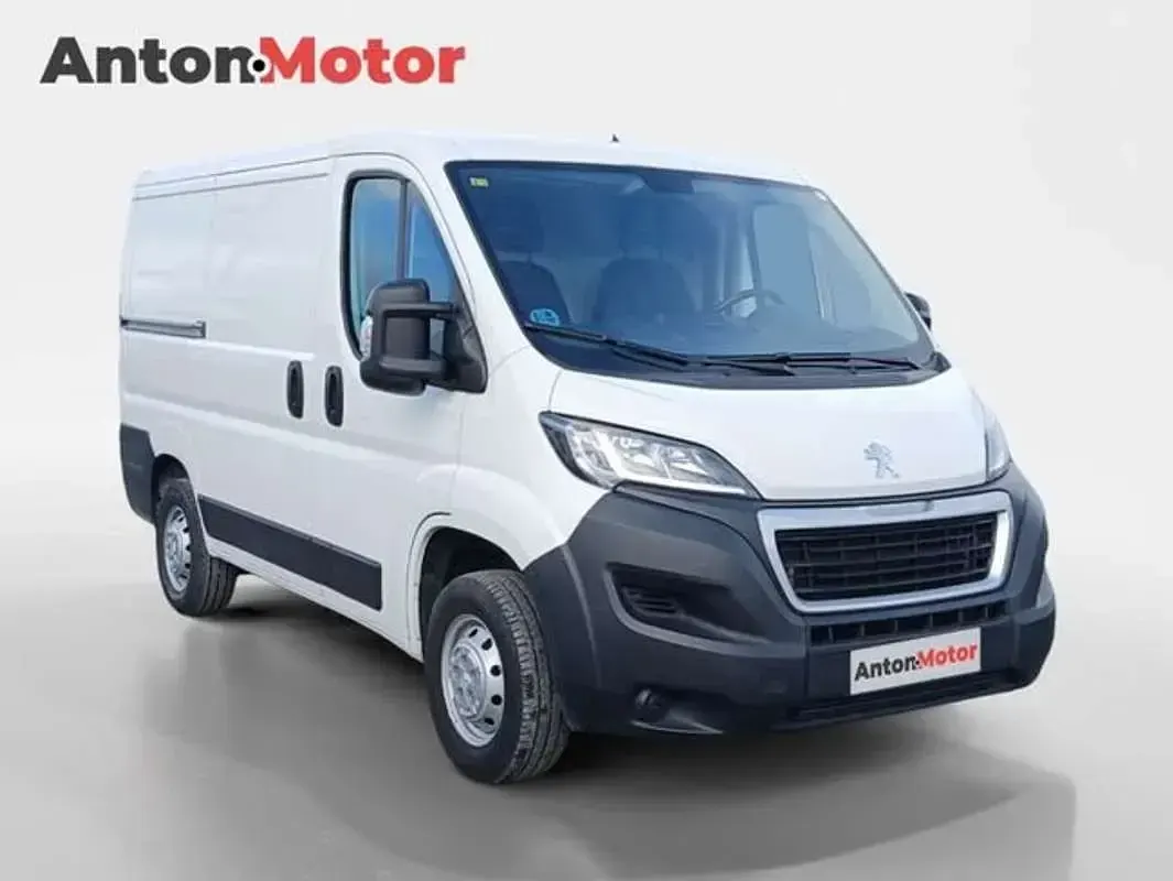 Usado Peugeot Boxer 120 CV (88 kW) 2020 Blanco Van