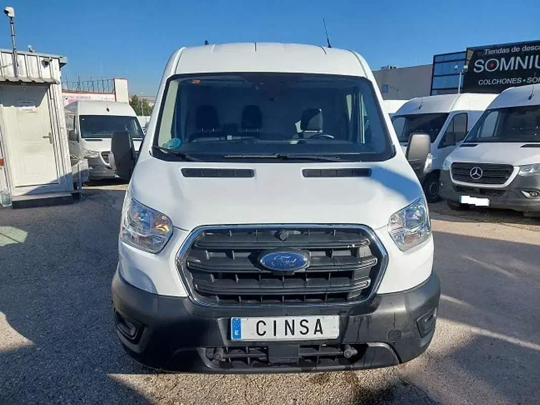 Usado Ford Transit Trend 131 CV (96 kW) 2021 Blanco Van