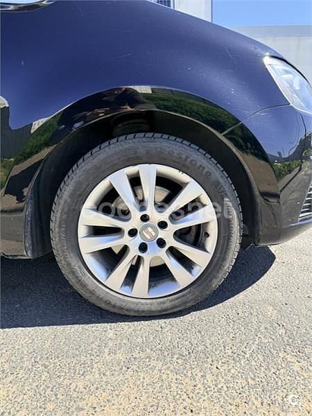 Usado Seat Alhambra Ecomotive 170 CV (125 kW) 2012 Negro Monovolumen