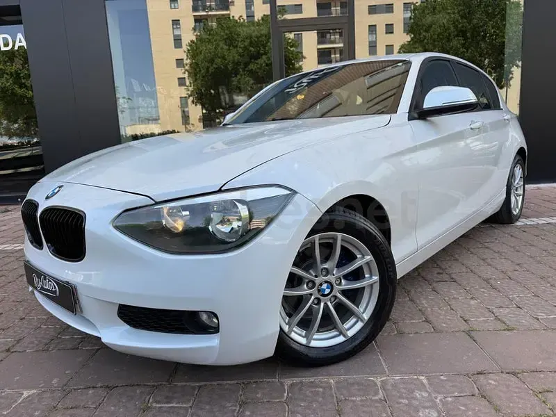 Occasion BMW 118 Sport Line 143 PK (105 kW) 2012 Wit Hatchback