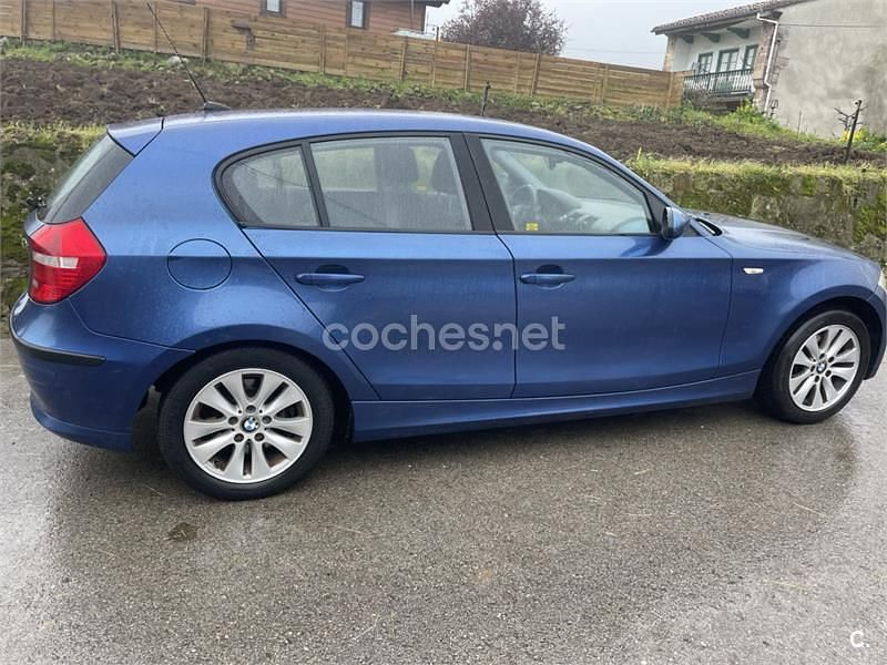 Usado BMW 118 122 CV (89 kW) 2008 Azul Utilitario