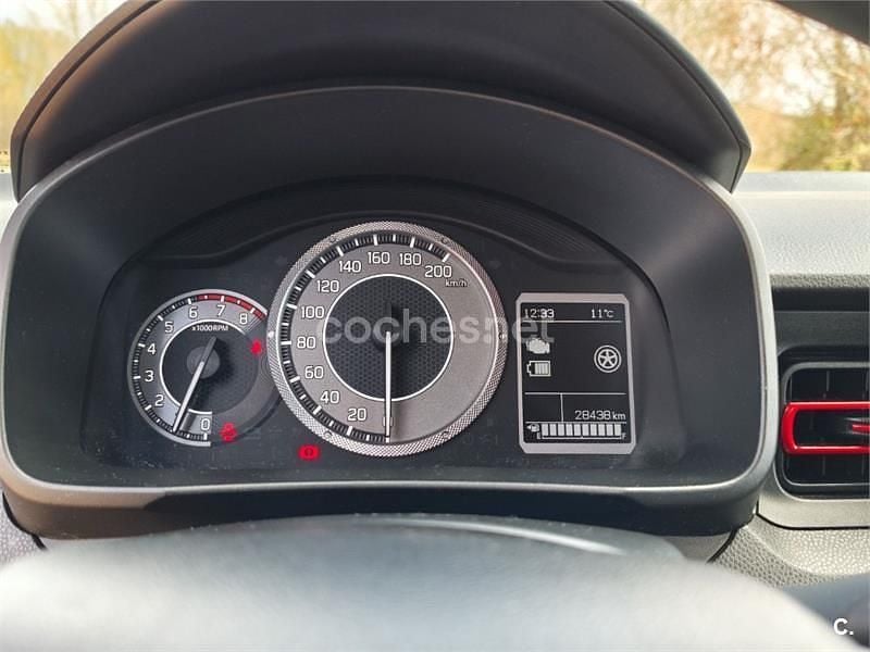 Usado Suzuki Ignis 90 CV (66 kW) 2021 Rojo SUV