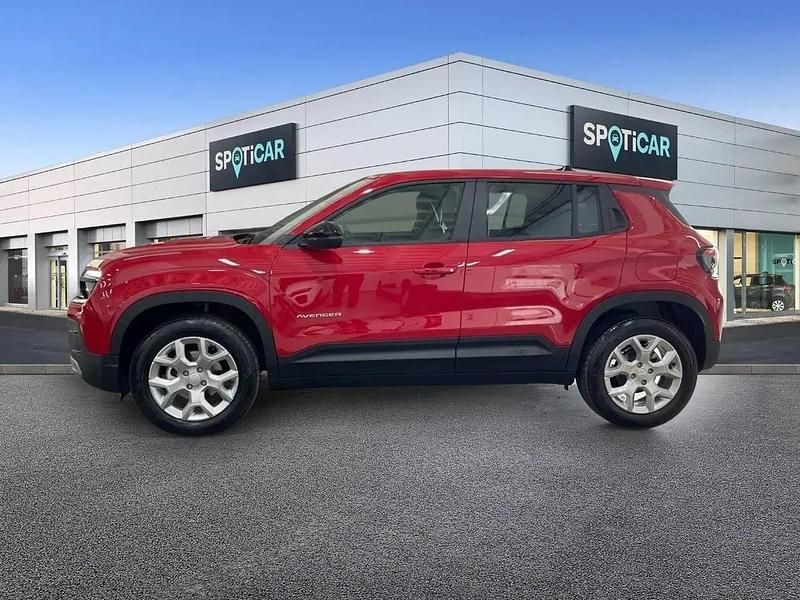 Usado Jeep Avenger Altitude 100 HP (73 kW) 2024 Vermelho SUV