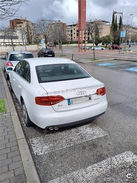 Usado Audi A4 143 CV (105 kW) 2010 Blanco Berlina