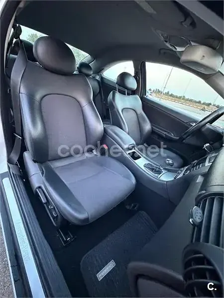 Usado Mercedes CLC220 150 CV (110 kW) 2009 Gris / plata Coupe