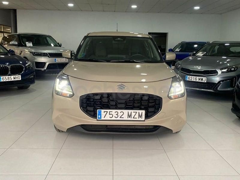 Usado Suzuki Swift 83 CV (61 kW) 2025 Beige Utilitario
