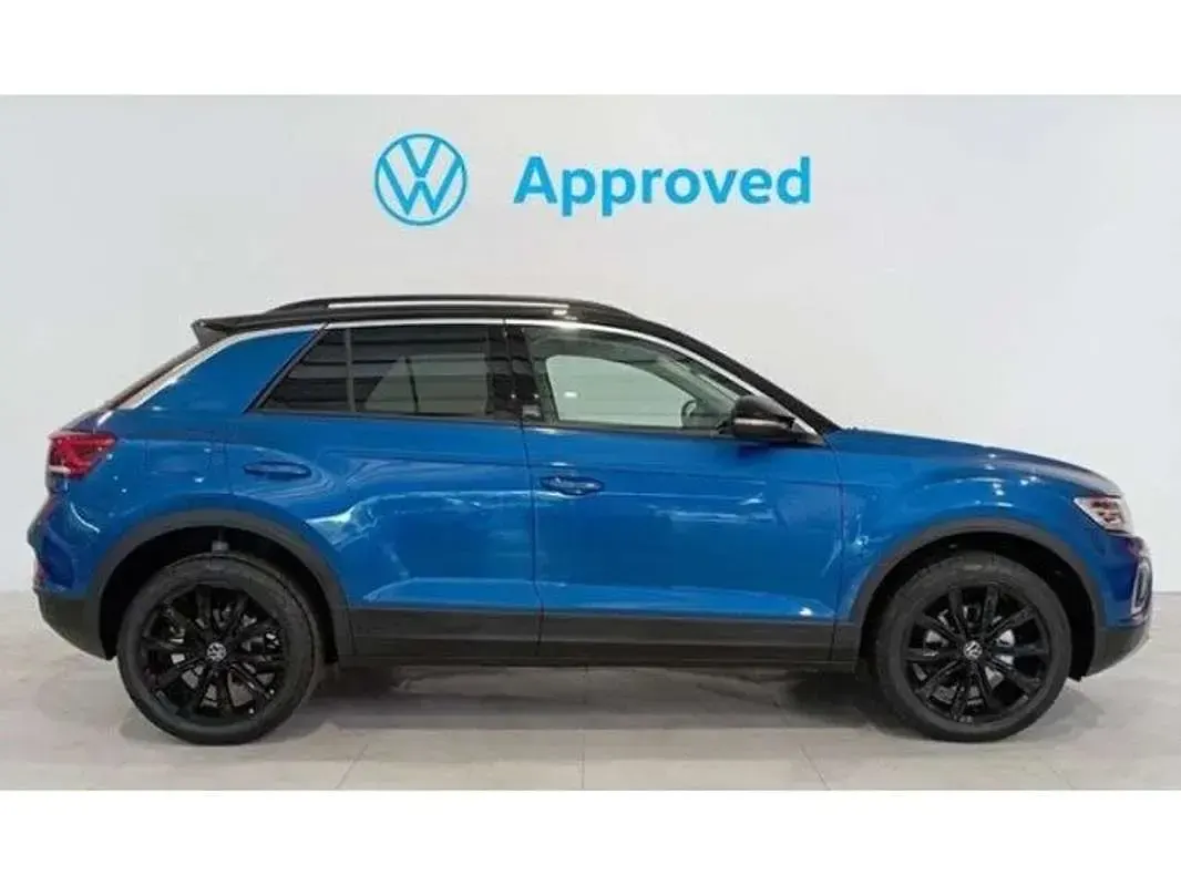 Usado VW T-Roc 110 CV (80 kW) 2024 Rojo SUV