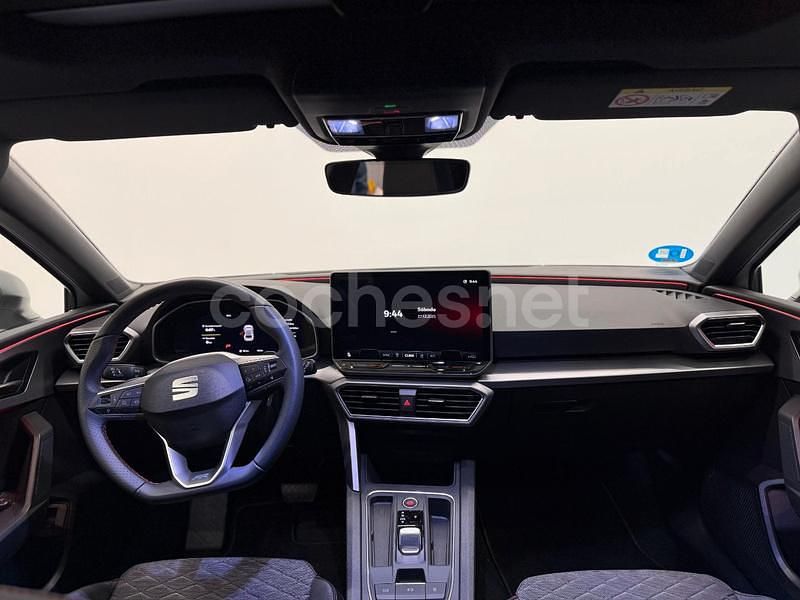 Nuevo Seat Leon FR 204 CV (150 kW) 2025 Blanco Berlina