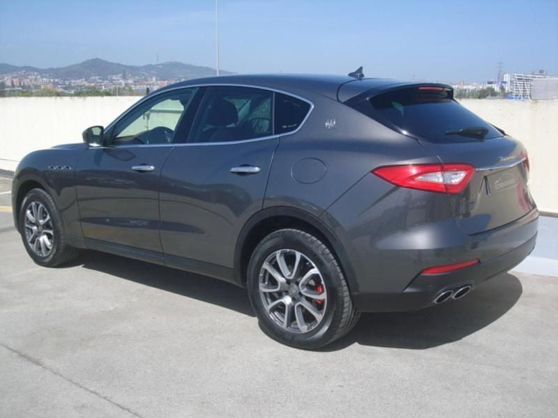 Usado Maserati Levante 275 CV (202 kW) 2016 Marrón SUV