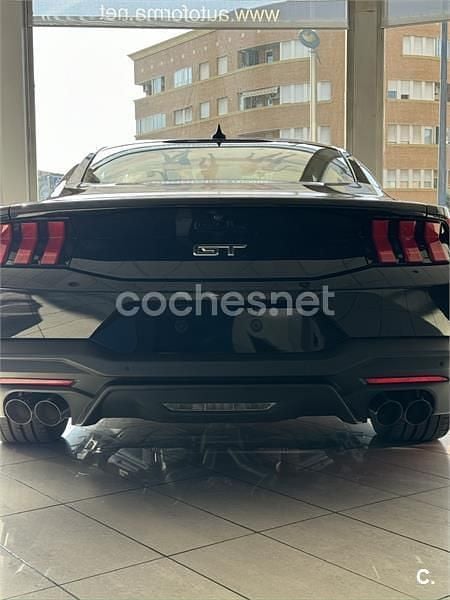Negro Usado 2024 Ford Mustang GT Coupe | 54.500 € (Precio justo) - Imagen 1/3