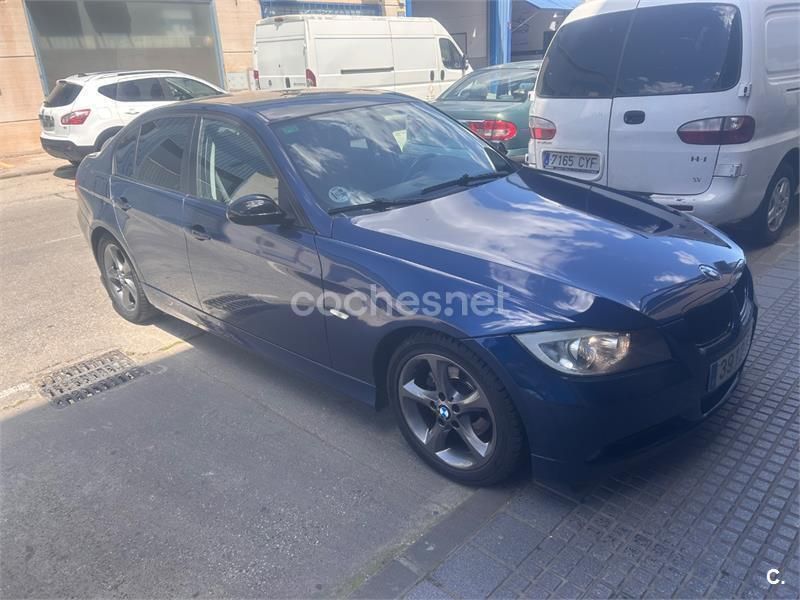 Azul Usado 2006 BMW 318 Berlina | 4200 € (Precio justo) - Imagen 1/4