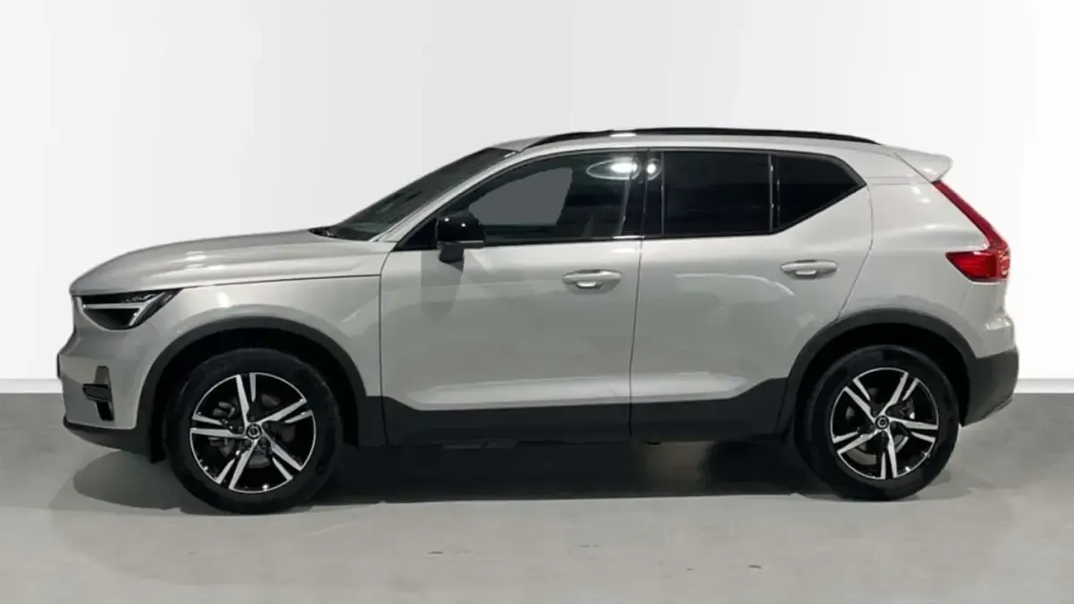 Usado Volvo XC40 Plus 163 CV (119 kW) 2025 SUV