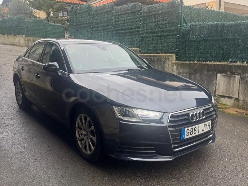 Usado Audi A4 150 CV (110 kW) 2017 Azul Berlina